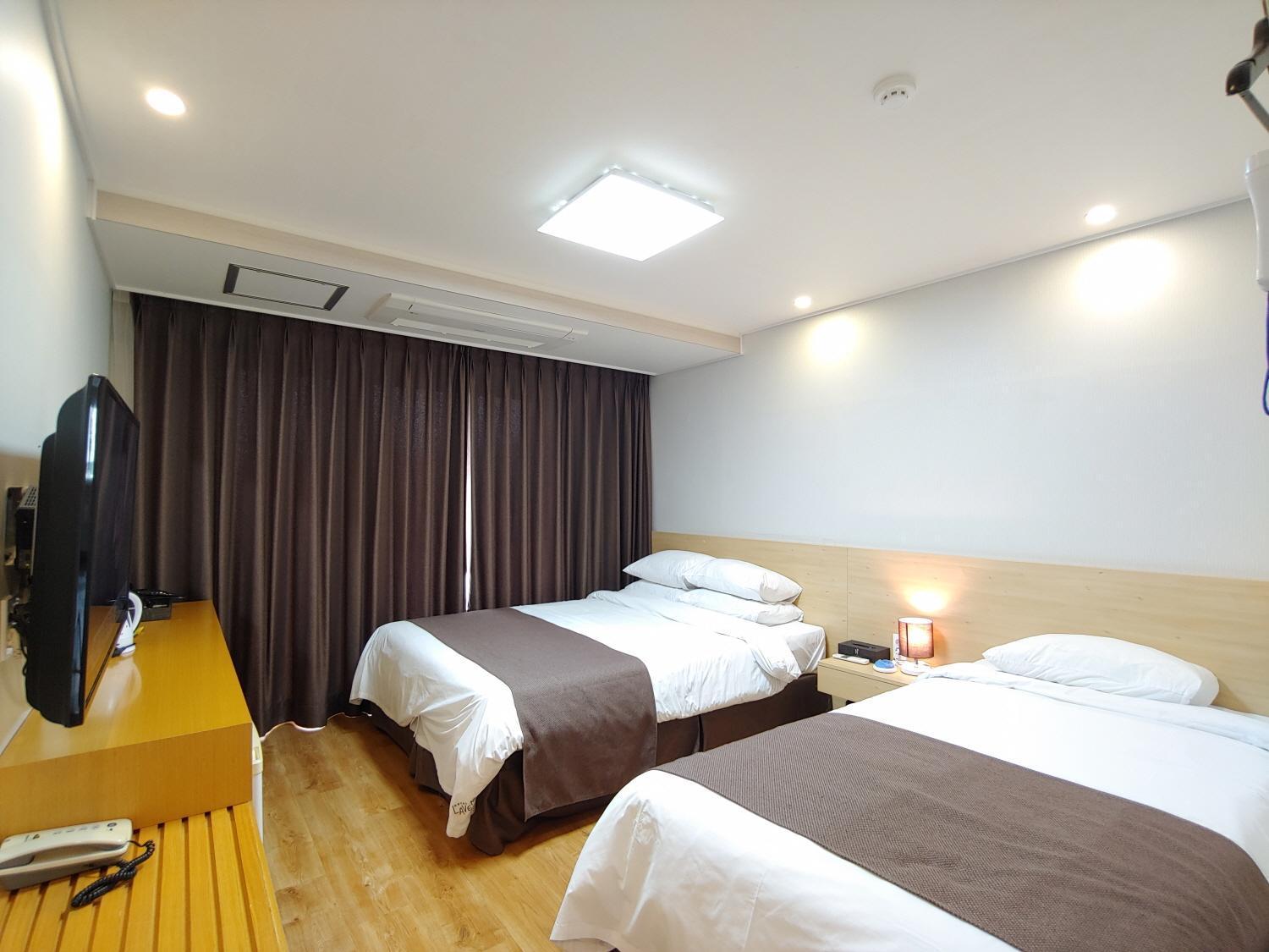 Jeju Lavender Hotel Szogüpho Kültér fotó