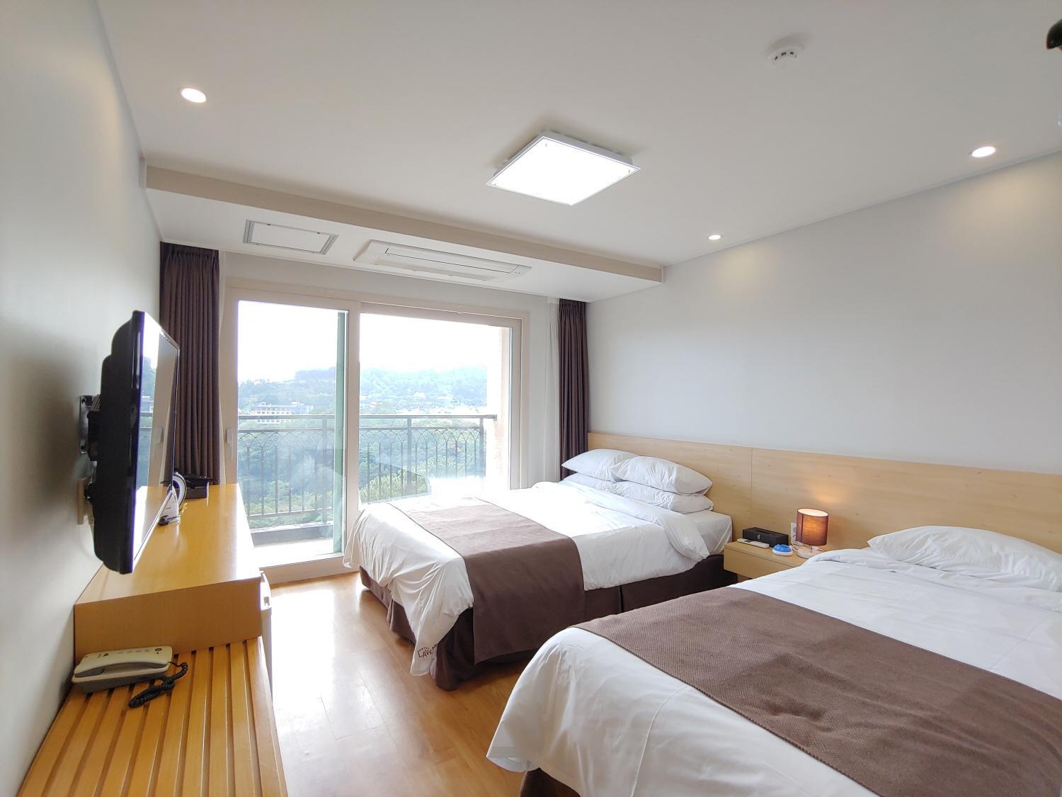 Jeju Lavender Hotel Szogüpho Kültér fotó