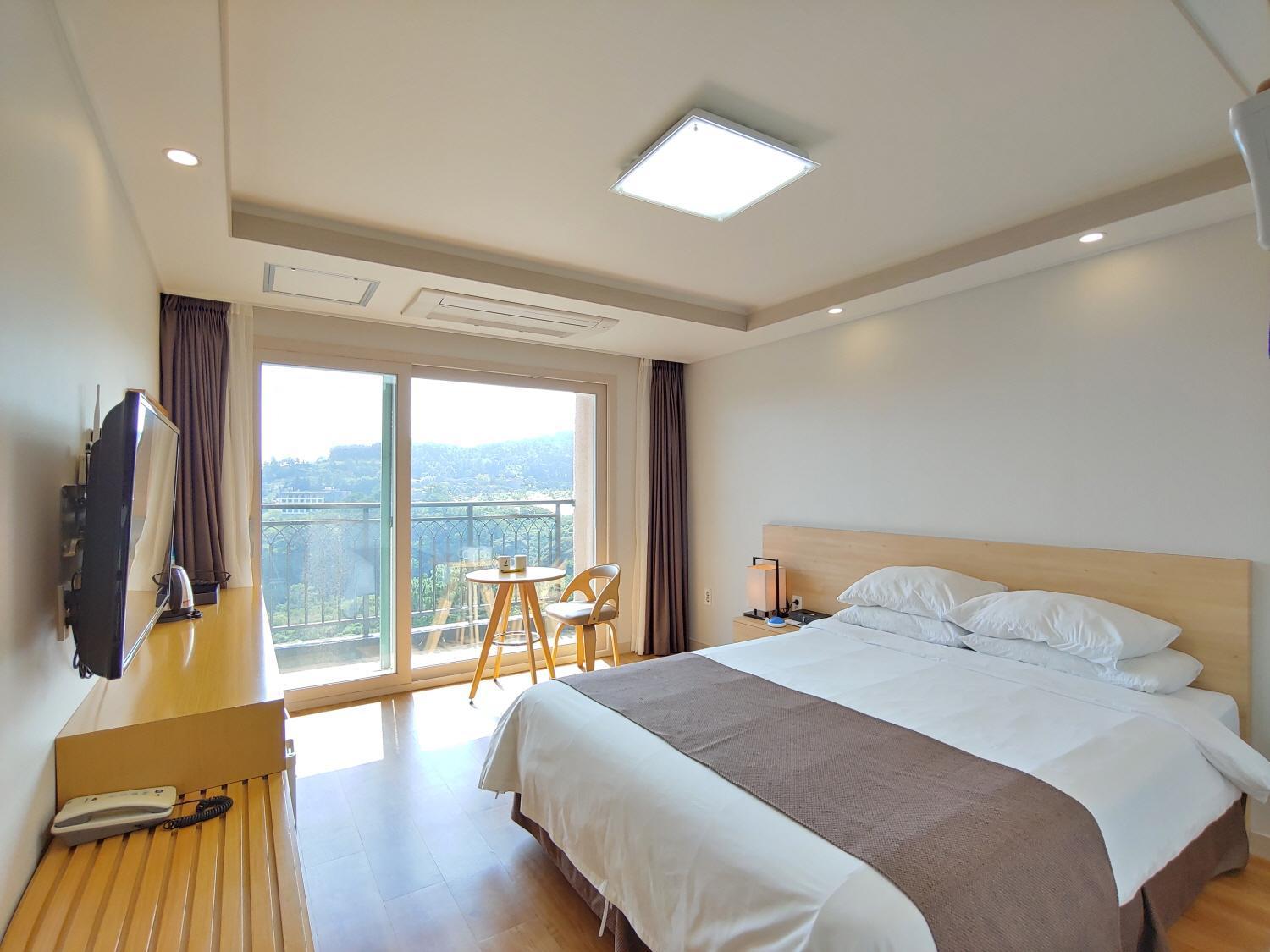 Jeju Lavender Hotel Szogüpho Kültér fotó