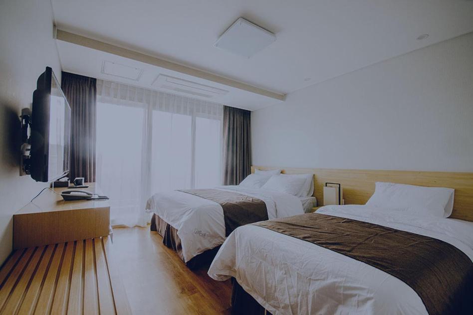 Jeju Lavender Hotel Szogüpho Kültér fotó